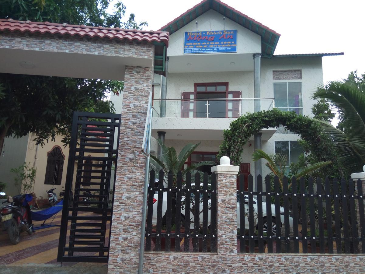 Hotel Khach San Mong An à Vĩnh Hy Extérieur photo